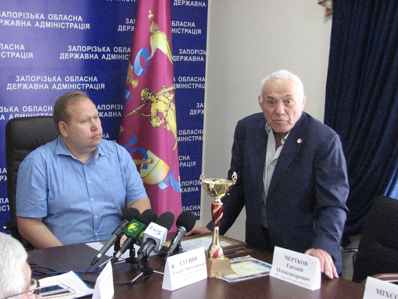 Обласна влада привітала спортсменів, які здобули перемогу на чемпіонаті України з греко-римської боротьби