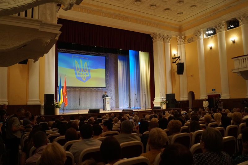 Прем'єр-міністр привітав запорізьких медиків з професійним святом