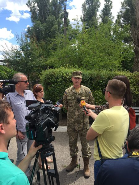 Запорізькі офіцери запасу поповнили лави Української армії
