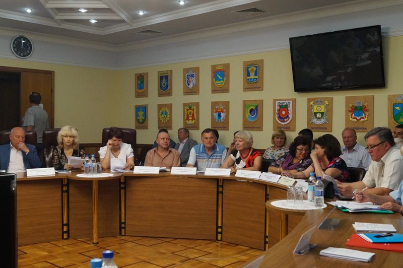 Влада, профспілки та роботодавці підписали одинадцяту Територіальну угоду
