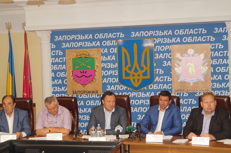 Влада, профспілки та роботодавці підписали одинадцяту Територіальну угоду