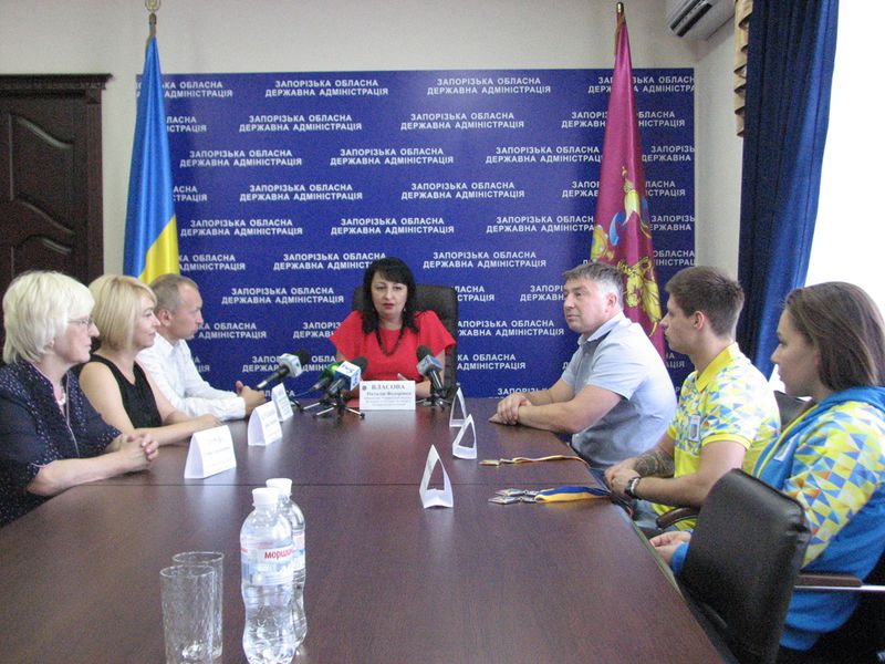 Обласна влада привітала  призерів чемпіонату Європи зі стрибків у воду