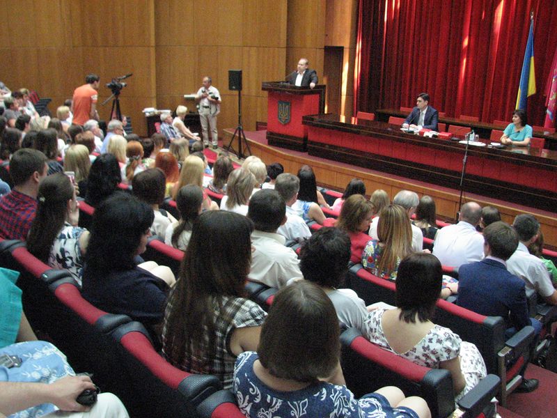 Запорізькі держслужбовці відзначають професійне свято