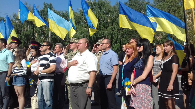 Запоріжці відзначають День Конституції           