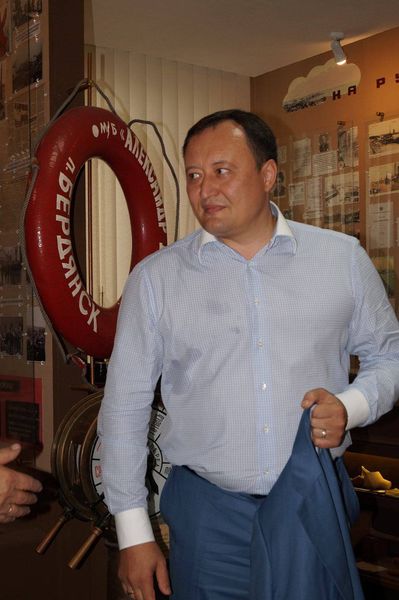 Костянтин Бриль: «Бажаю, аби ніщо не заважало колективу Бердянського морського торговельного порту розвиватись і процвітати»