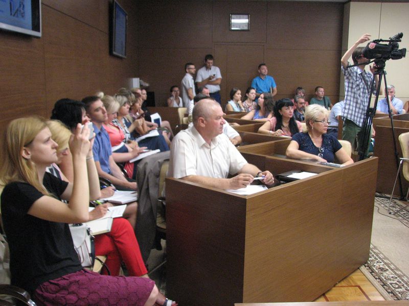 Представництво ЄС знайомить запоріжців та бердянців з європейськими цінностями