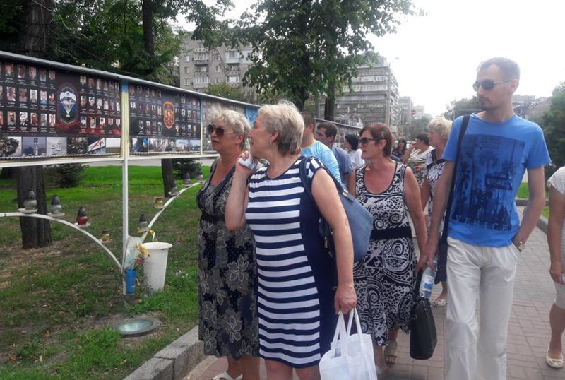Родини загиблих героїв пройшли музейними дорогами війни