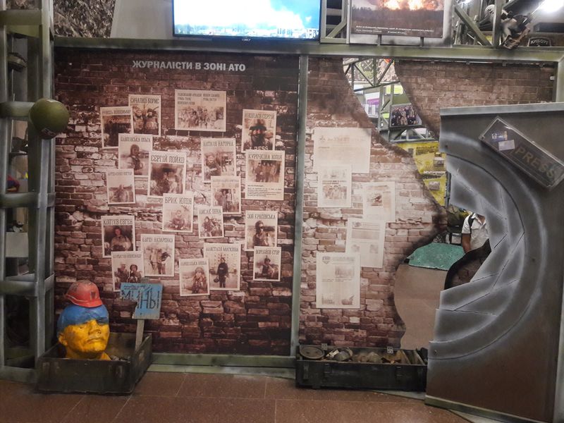 Родини загиблих героїв пройшли музейними дорогами війни
