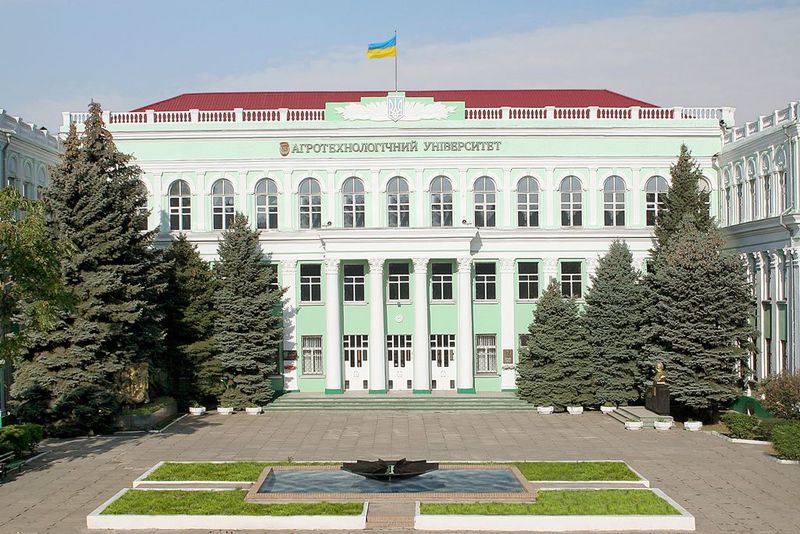 ТДАТУ – у п’ятірці кращих вузів аграрного профілю