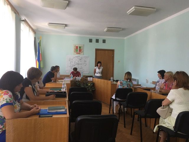 Лідери деяких громад Токмацького району гальмують розвиток власних територій