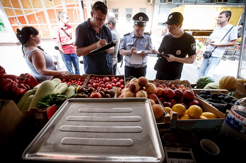 Мобільна група розпочала  рейди з ліквідації незаконної торгівлі