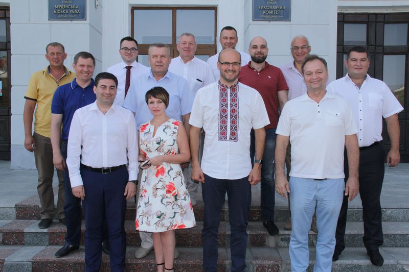 Народні депутати перевірили умові служби бердянських прикордонників