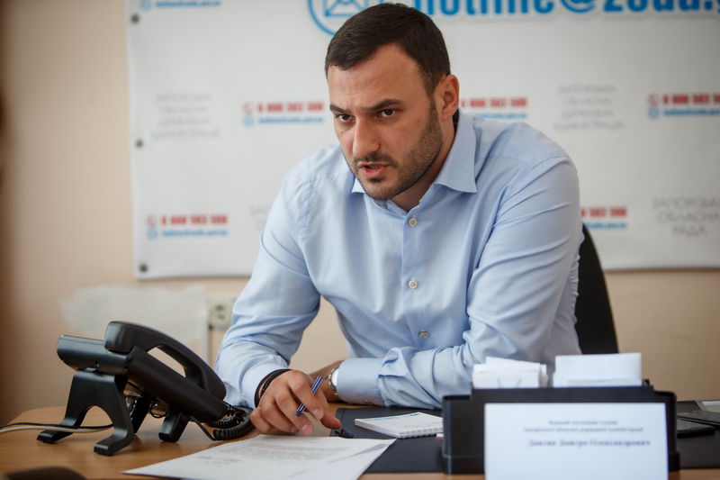 Чергову «гарячу лінію» з мешканцями області провів Дмитро Давтян