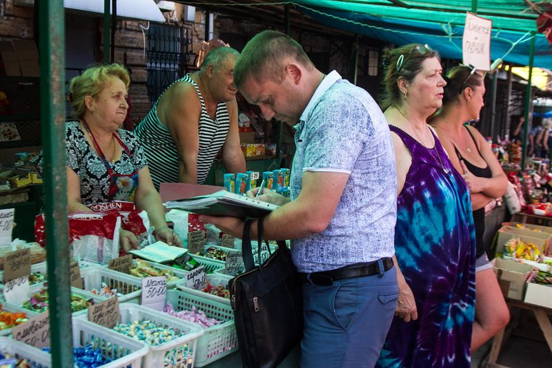 В обласному центрі набирає обертів операція «СТОП незаконній торгівлі»