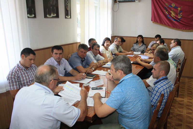Обласна влада вирішує проблемні питання на місцях