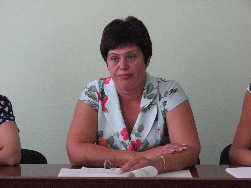 Запорізькі держслужбовці вивчають норми нового закону