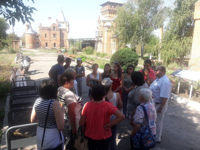 Родини загиблих героїв відвідали перлини Запорізького краю