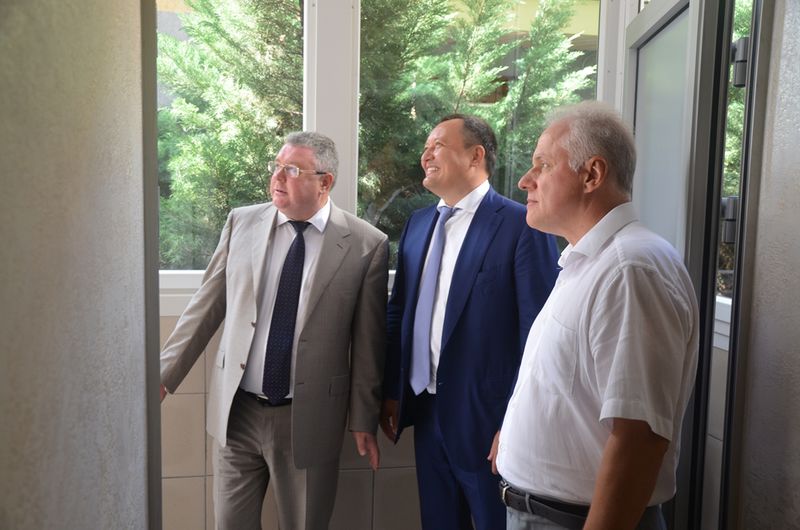 Керівник регіону ознайомився з оновленою громадською приймальнею прокуратури області 