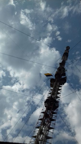 У Комиш-Зорі замайорів найвищий прапор регіону
