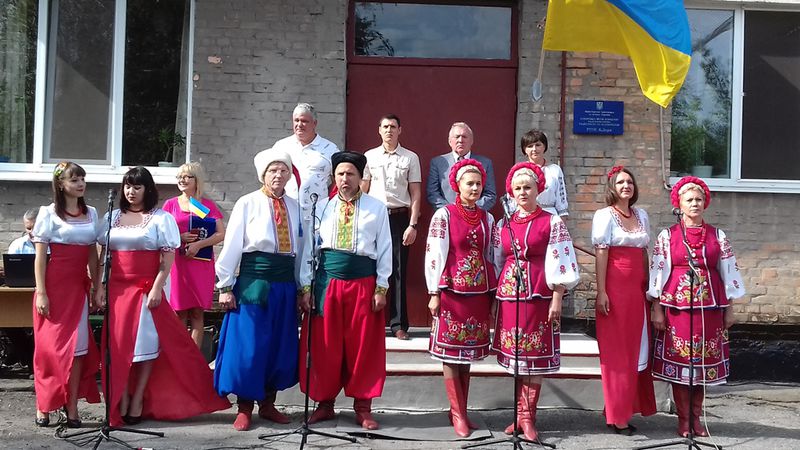 У Комиш-Зорі замайорів найвищий прапор регіону