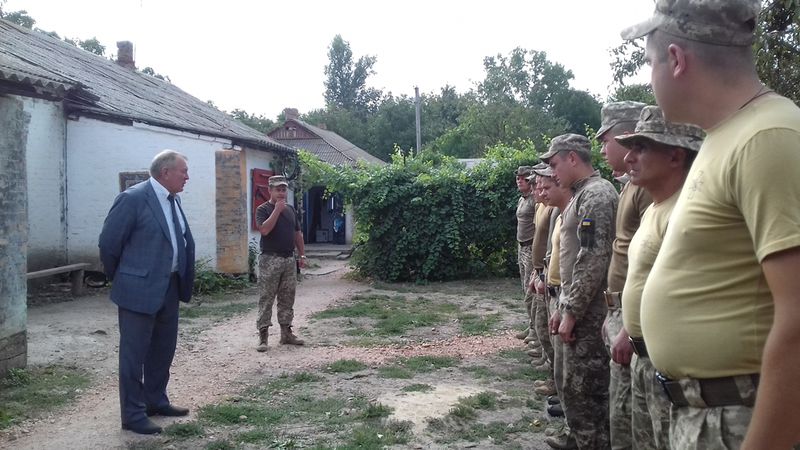 У Комиш-Зорі замайорів найвищий прапор регіону