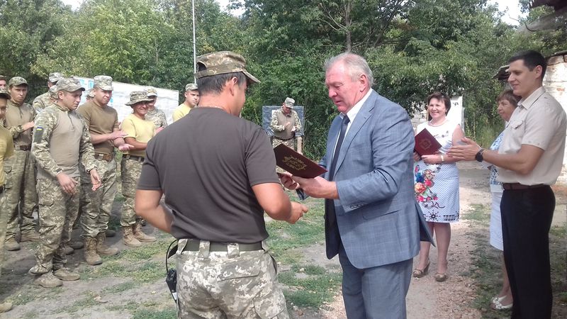 У Комиш-Зорі замайорів найвищий прапор регіону