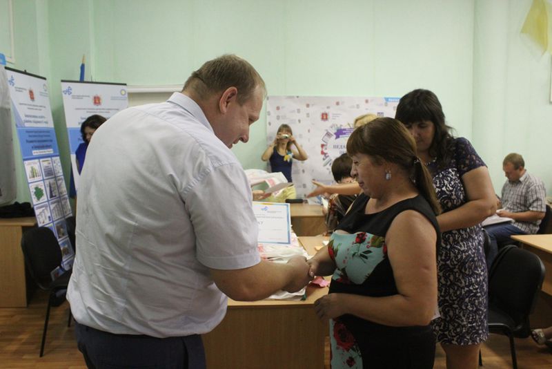 Запорізькі освітяни, які вперше відкривають інклюзивні класи, отримали сертифікати