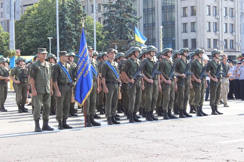 День Незалежності України запоріжці відсвяткували військовим парадом