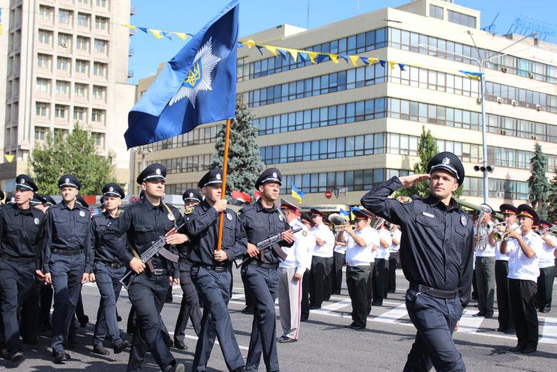 День Незалежності України запоріжці відсвяткували військовим парадом