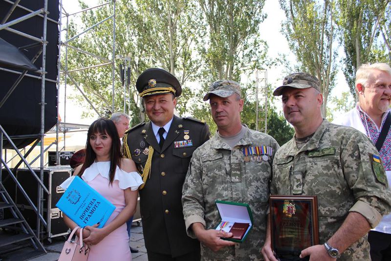 День Незалежності України запоріжці відсвяткували військовим парадом