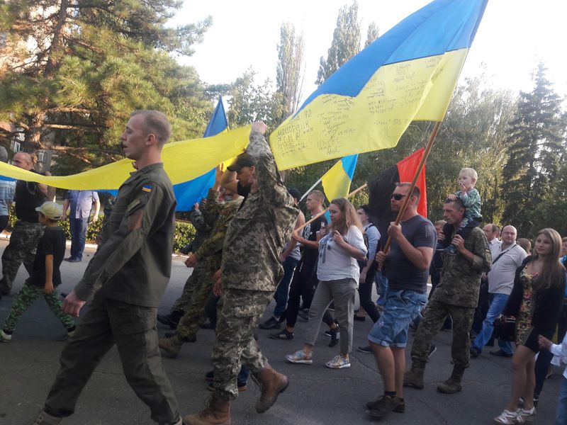 У Дніпрорудному відкрито найбільше в області патріотичне панно
