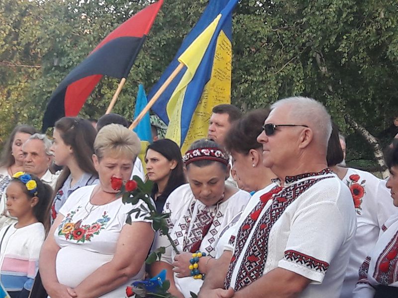 У Дніпрорудному відкрито найбільше в області патріотичне панно