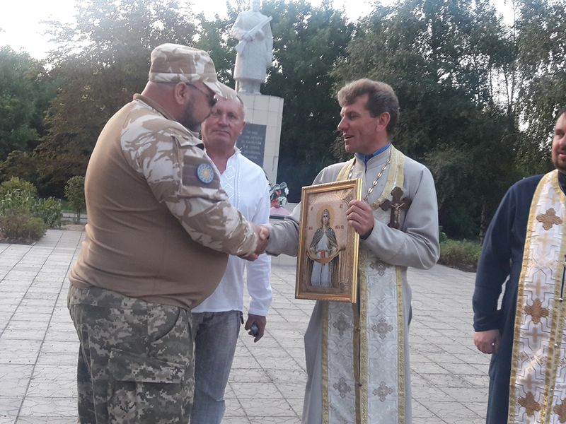 У Дніпрорудному відкрито найбільше в області патріотичне панно