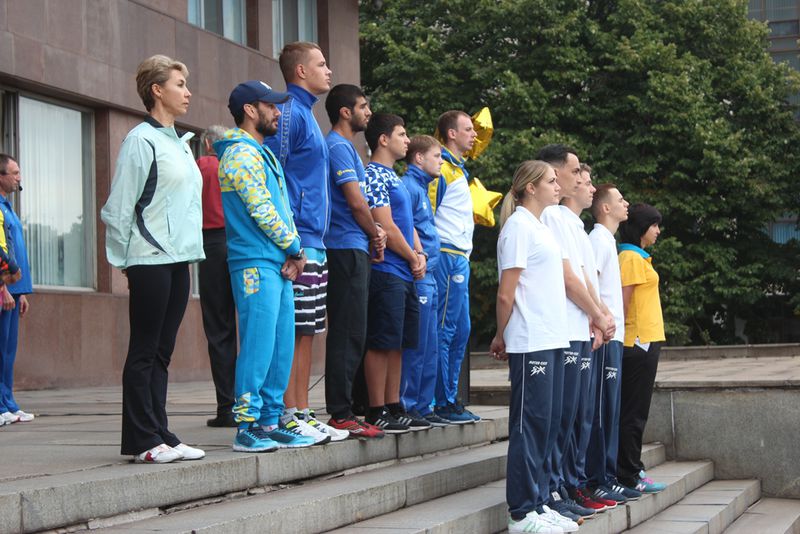 Держслужбовці відзначили спортивне свято руханкою