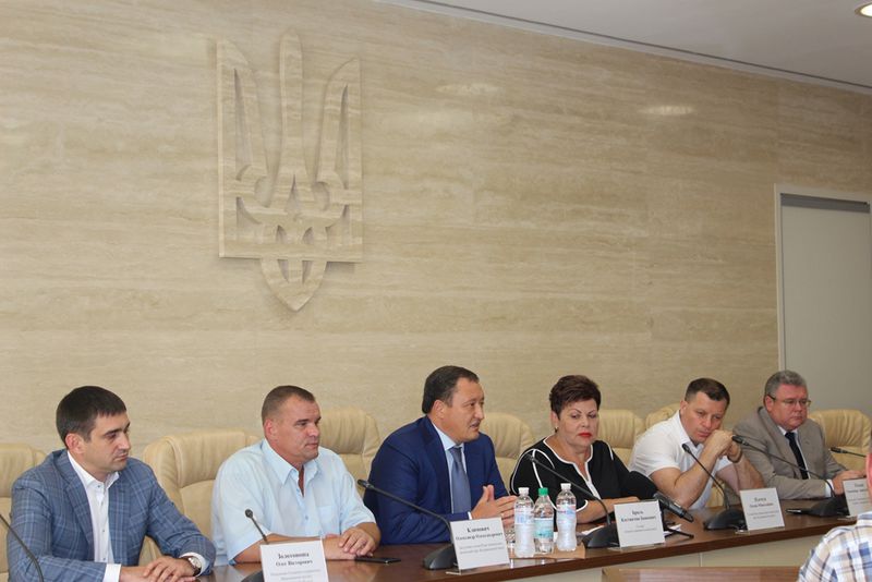 Для стабільного розвитку регіону потрібно об'єднати зусилля влади, правоохоронців та громадськості