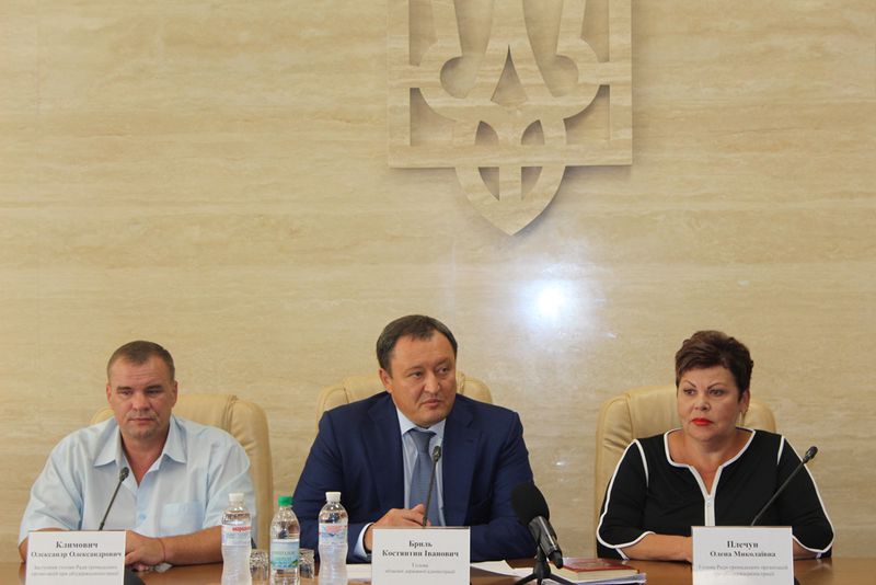 Для стабільного розвитку регіону потрібно об'єднати зусилля влади, правоохоронців та громадськості