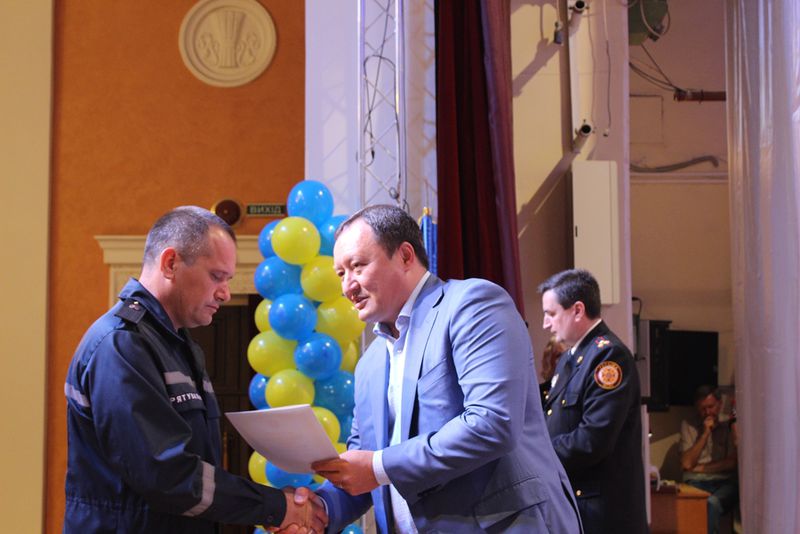 Запорізькі рятівники  відзначають професійне свято