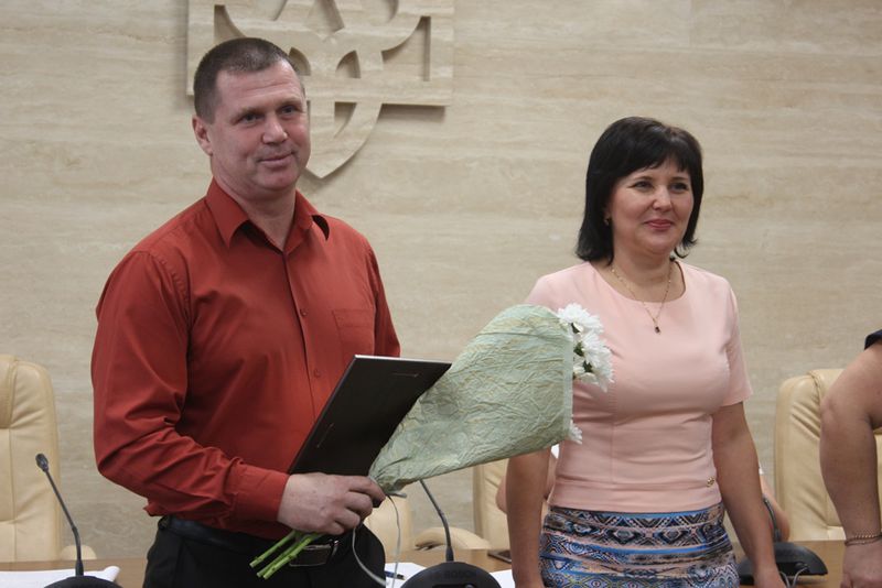 Нагороджено перших переможців конкурсу «Батько року»