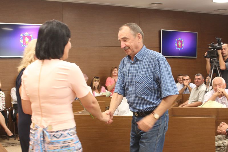 Нагороджено перших переможців конкурсу «Батько року»