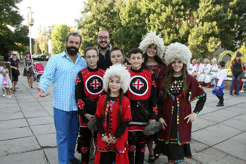 Приморськ відзначив День міста багатонаціональним святом