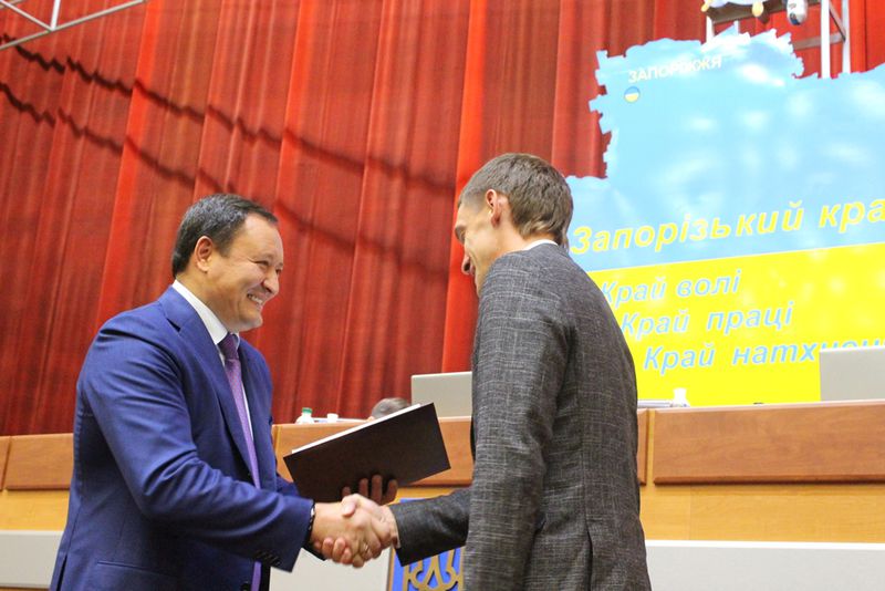 Костянтин Бриль вручив запоріжцям державні нагороди