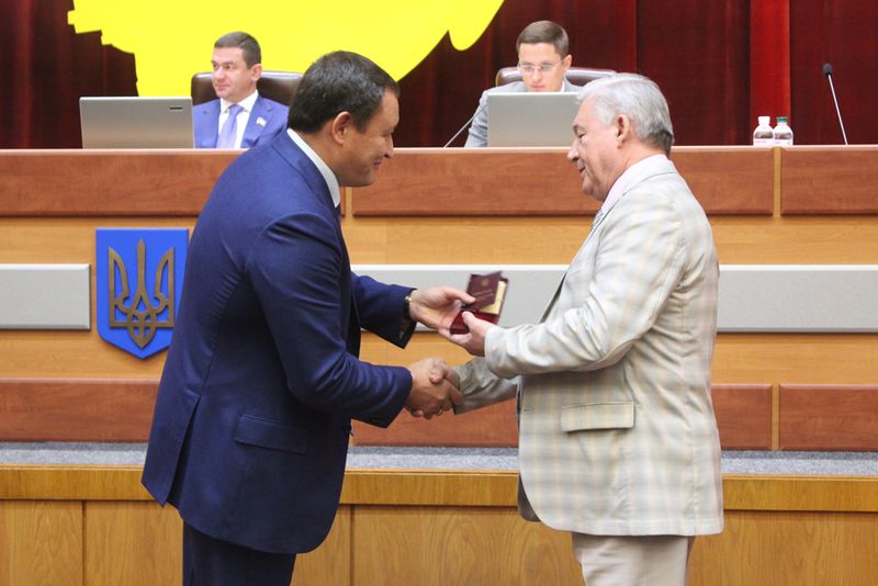 Костянтин Бриль вручив запоріжцям державні нагороди