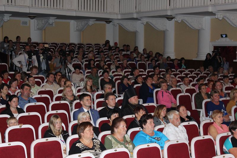Запоріжці відзначили День усиновлення