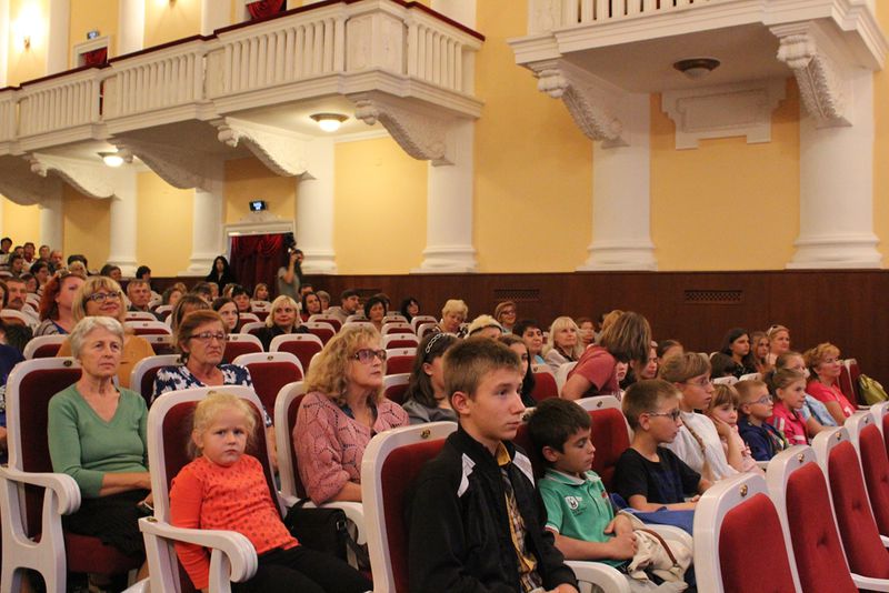 Запоріжці відзначили День усиновлення