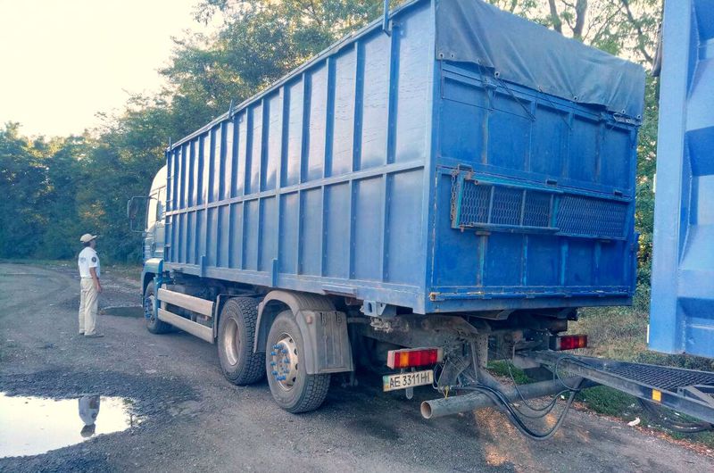 На дорогах області активізовано перевірки вантажного транспорту