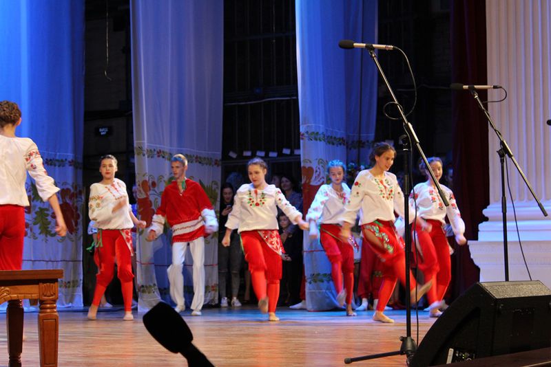 Запорізькі освітяни приймають вітання з професійним святом