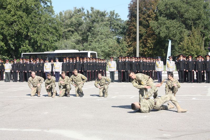 Першокурсники  ліцею «Захисник» склали присягу 