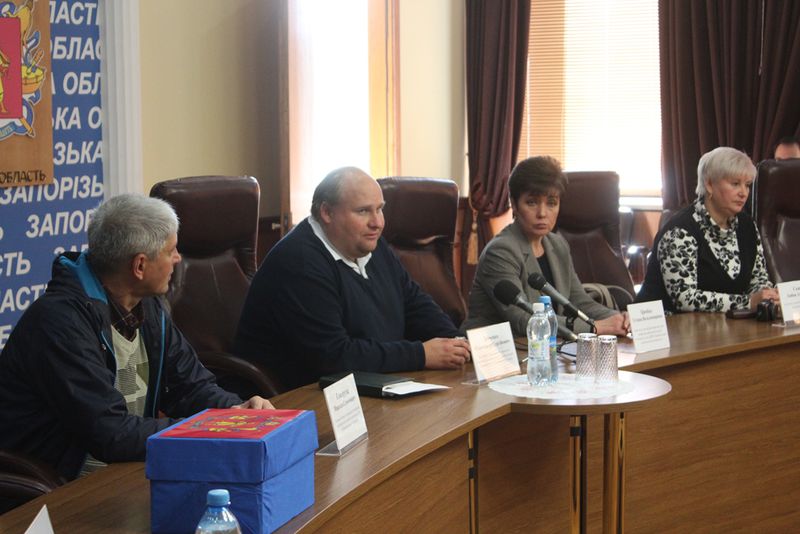 Запорізька громадськість долучилася до акції «Напиши листа світові»