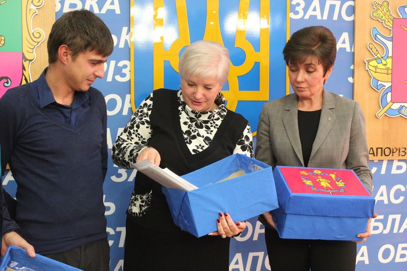 Запорізька громадськість долучилася до акції «Напиши листа світові»