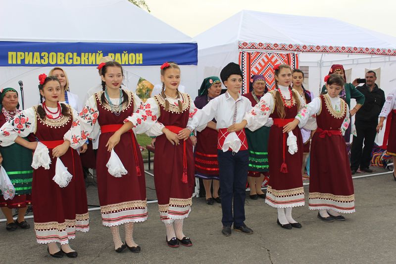 В Запоріжжі проходить щорічний Покровський ярмарок